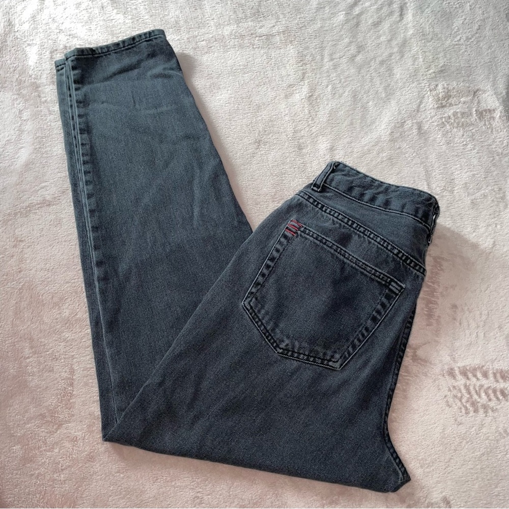 BDG mom jean size W27